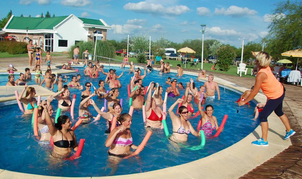 Cabanas Termas Del Guaychu Villa Gualeguaychú Exteriör bild