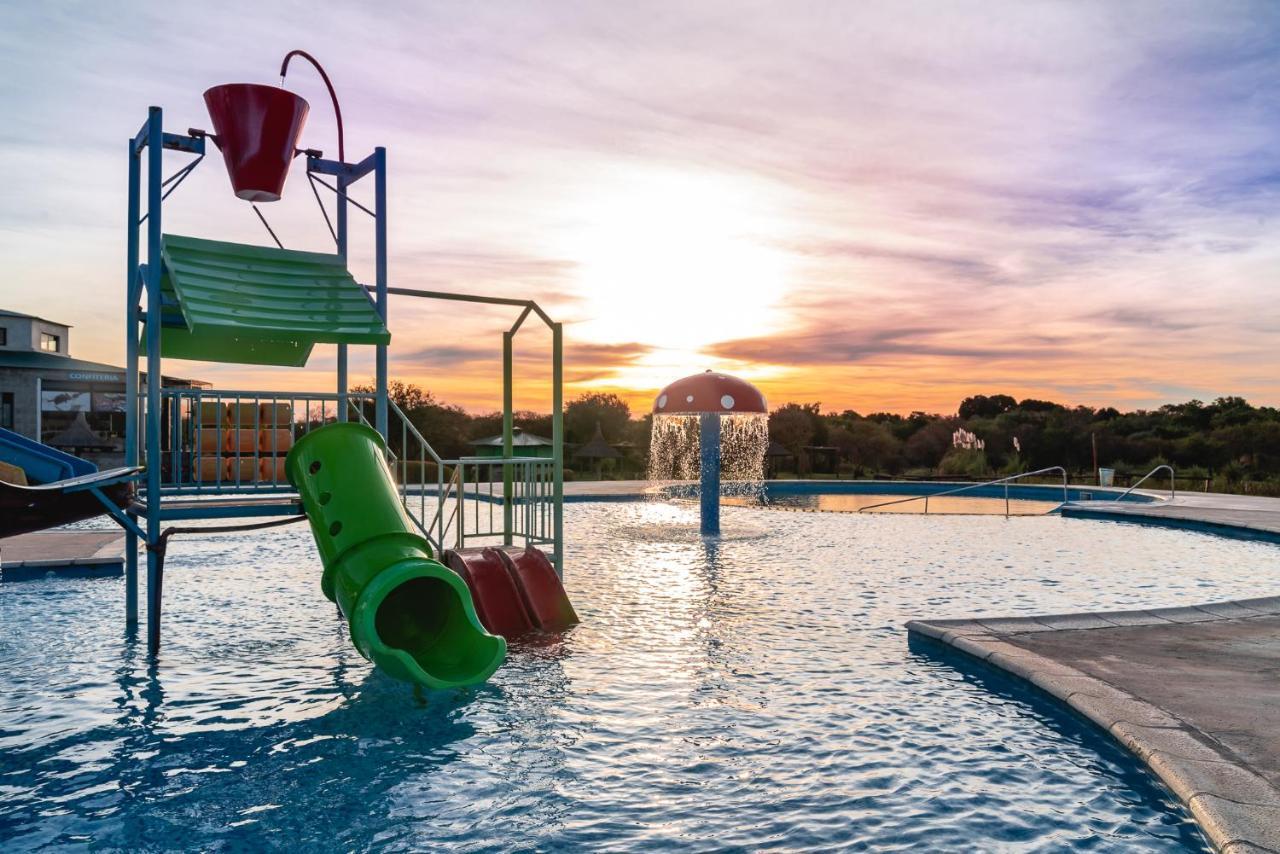 Cabanas Termas Del Guaychu Villa Gualeguaychú Exteriör bild
